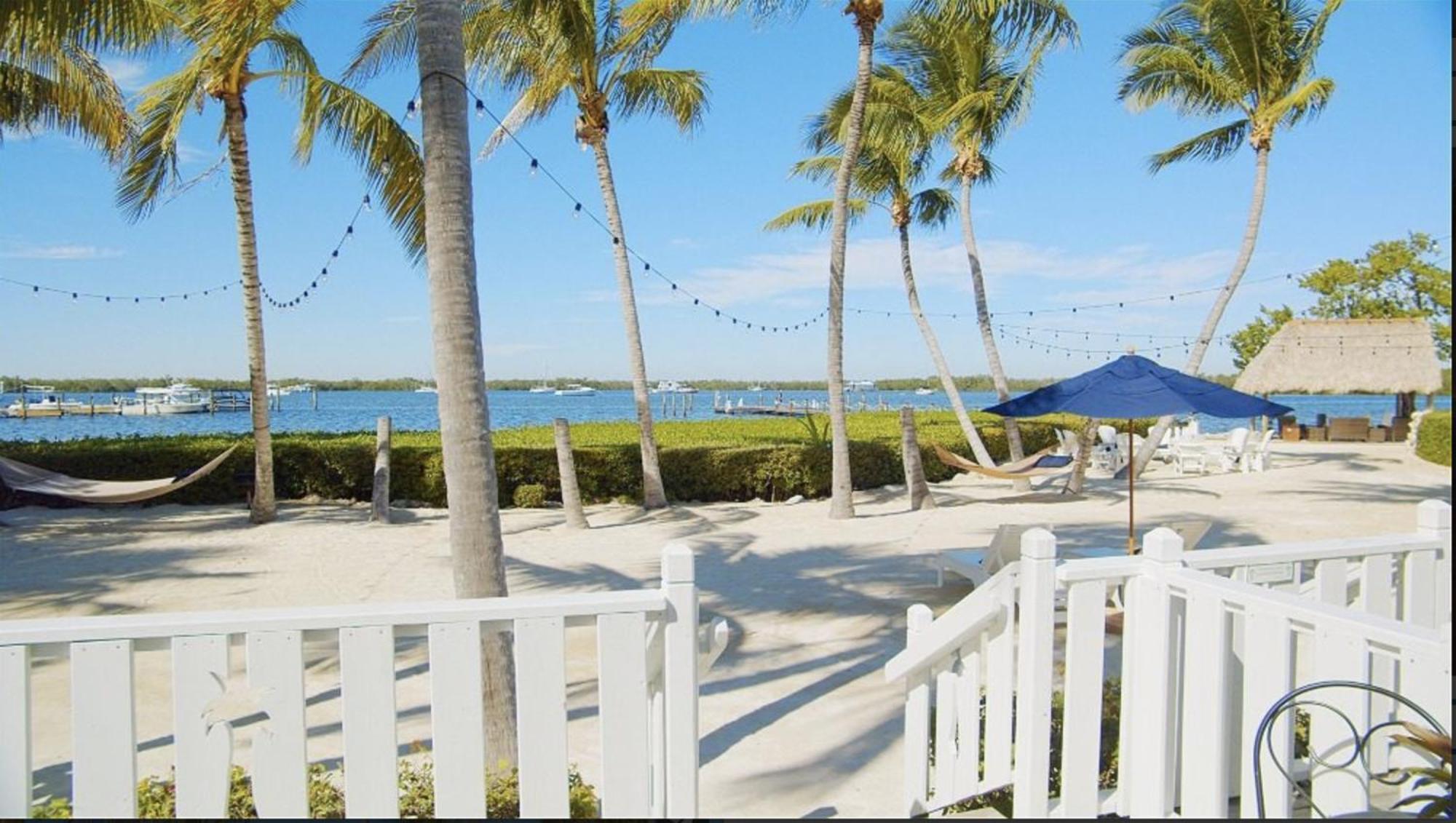Coconut Palm Inn Tavernier Rum bild