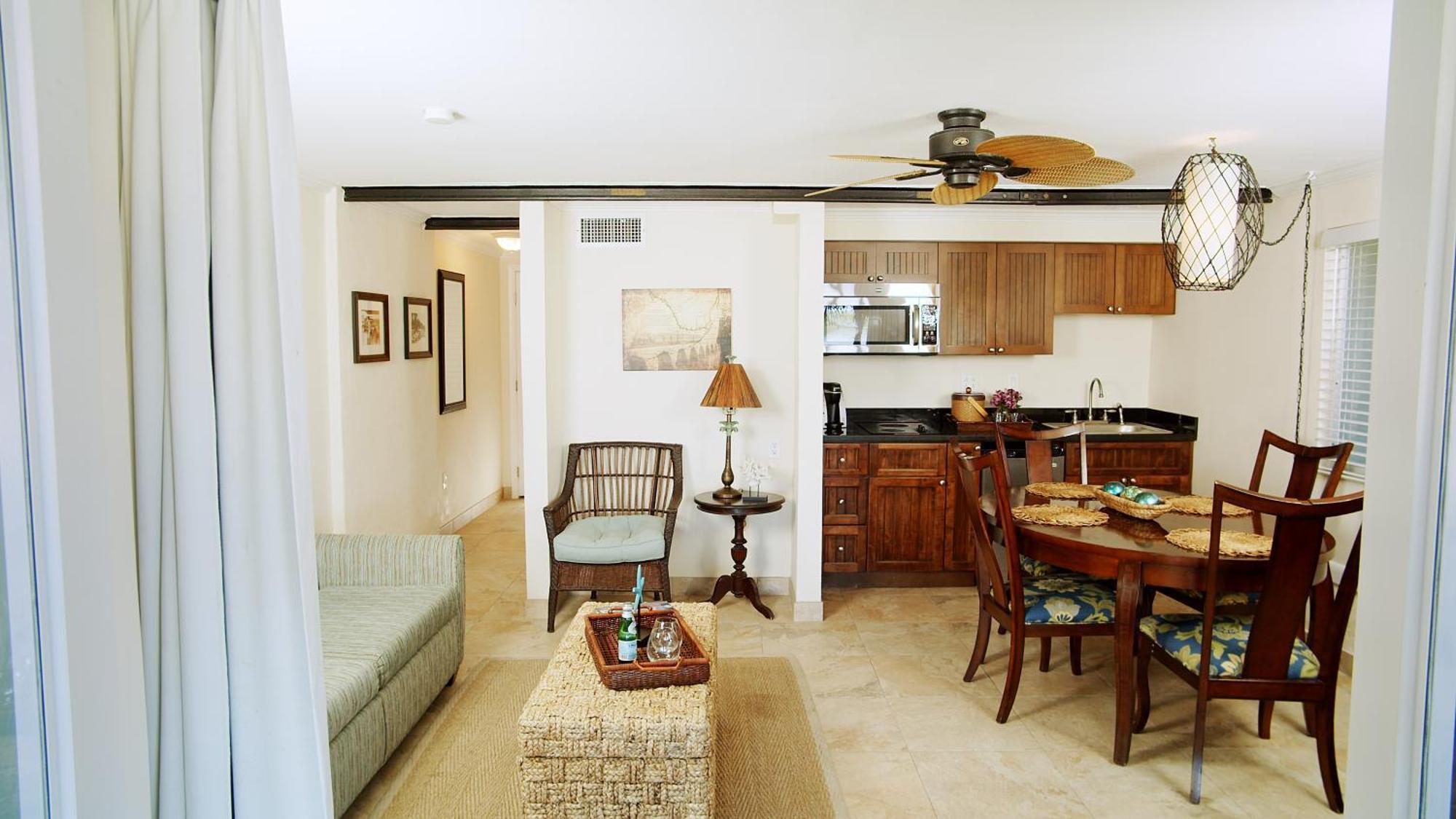 Coconut Palm Inn Tavernier Rum bild